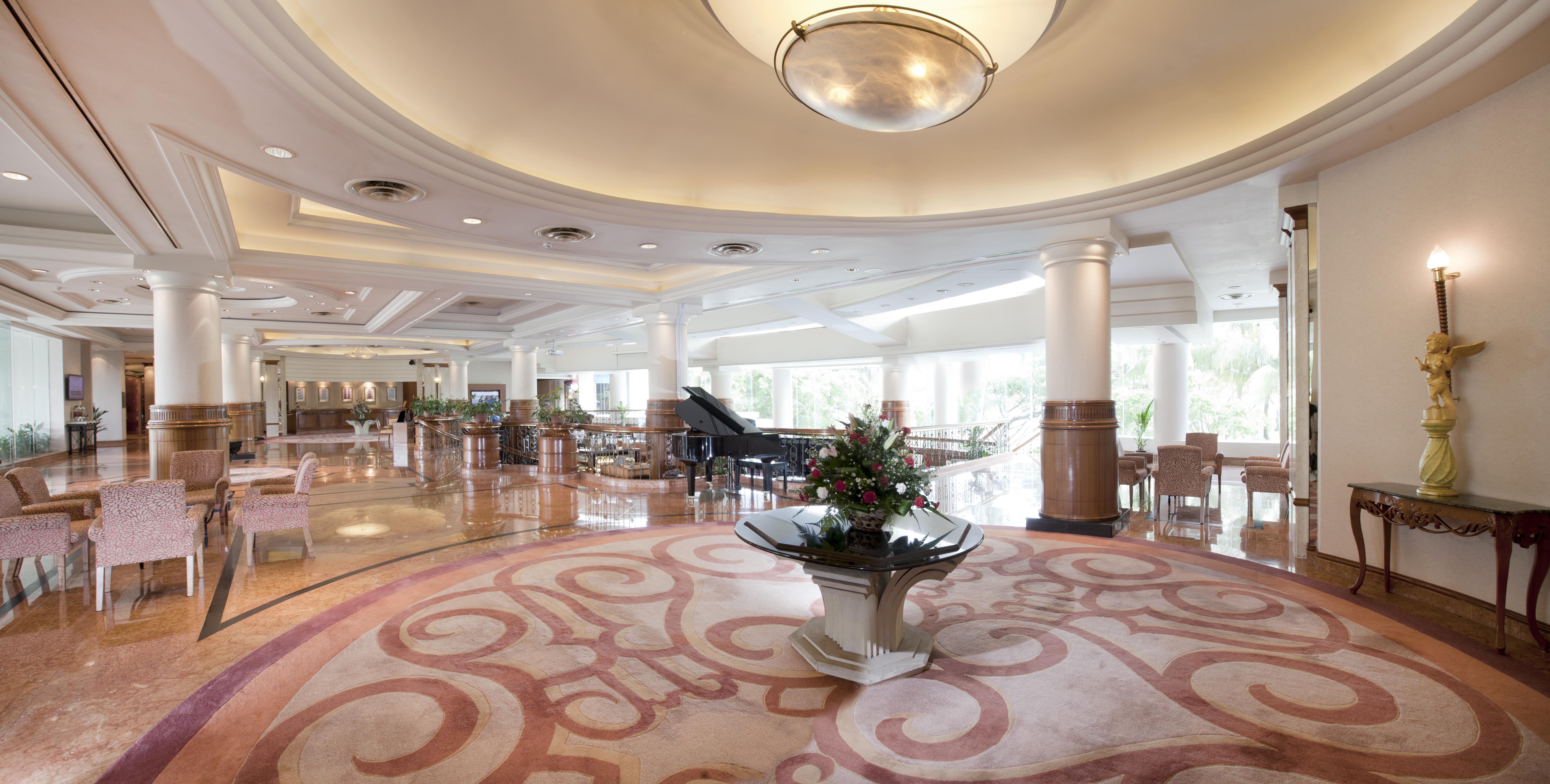 Hotel Dorsett Grand Labuan Esterno foto