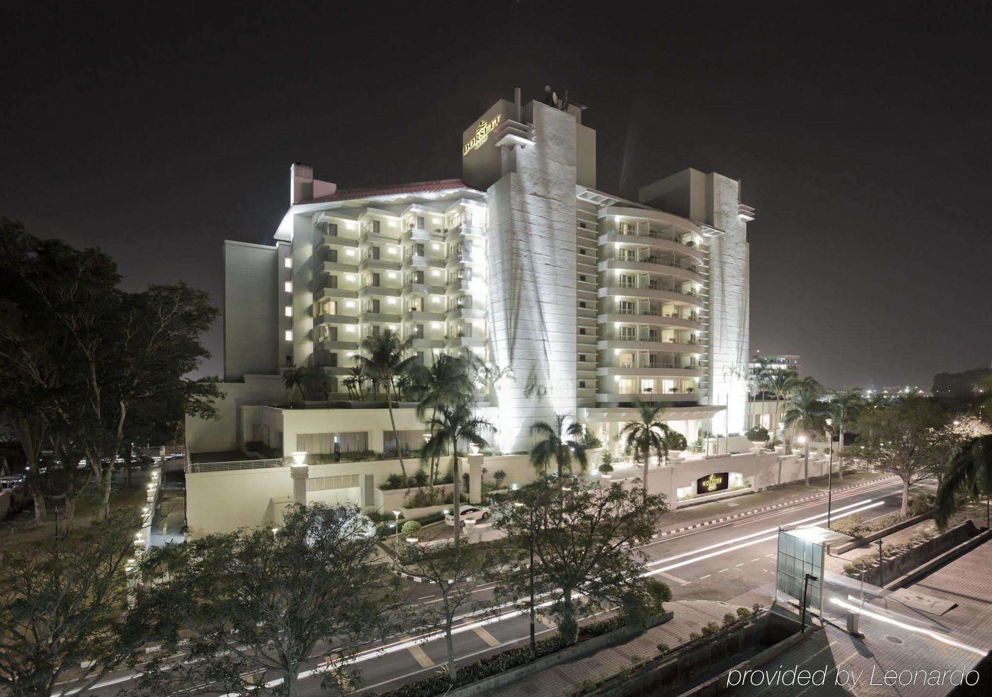 Hotel Dorsett Grand Labuan Esterno foto