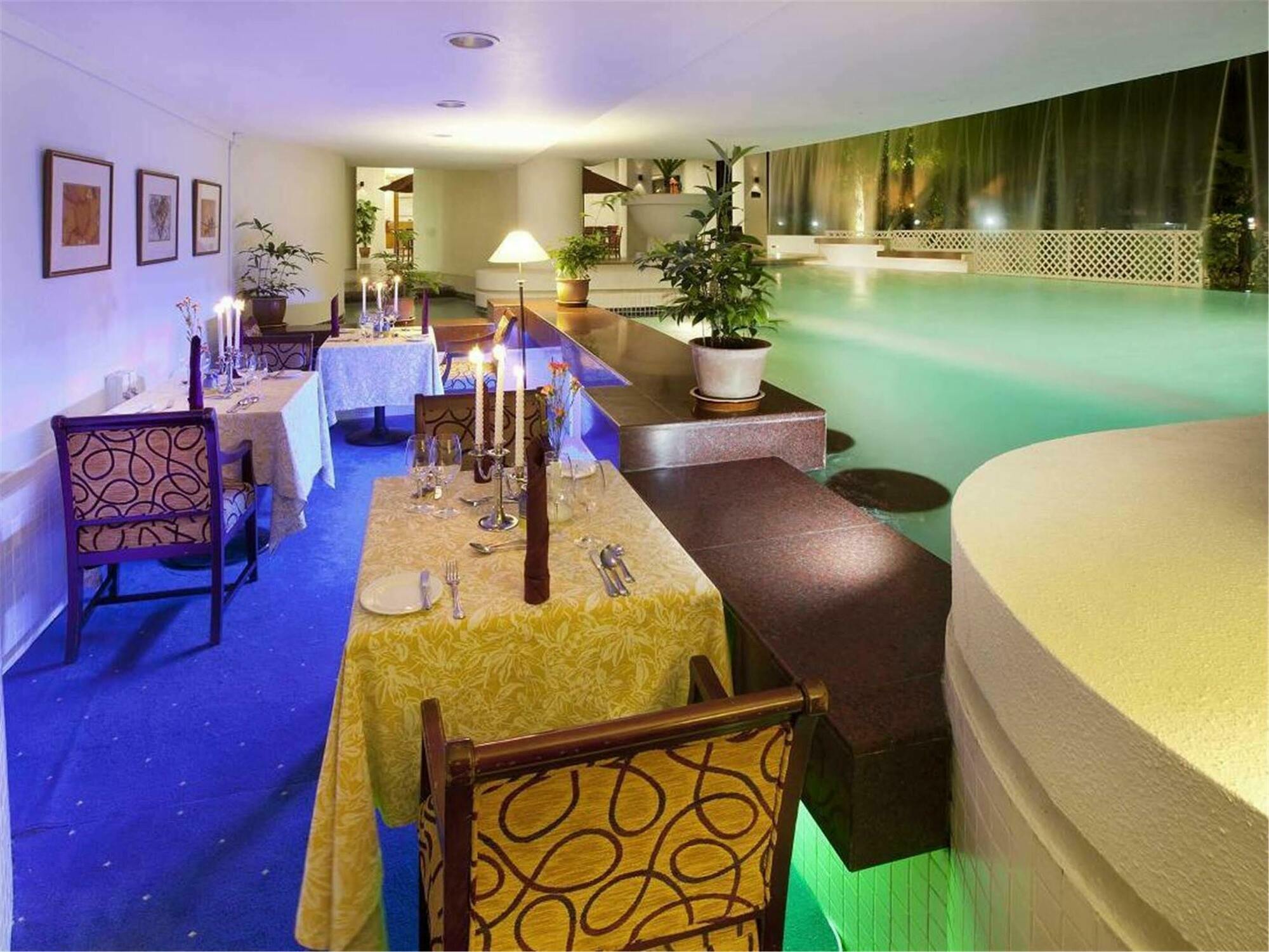 Hotel Dorsett Grand Labuan Esterno foto