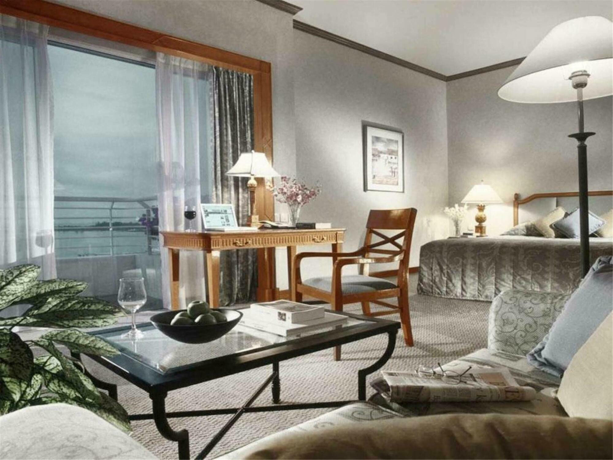 Hotel Dorsett Grand Labuan Esterno foto